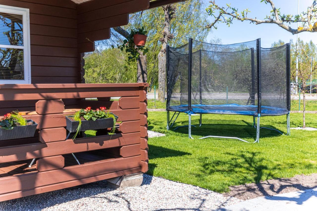 Zaliasis Kampas Nameliai Sventojoje Vila Šventoji Exterior foto